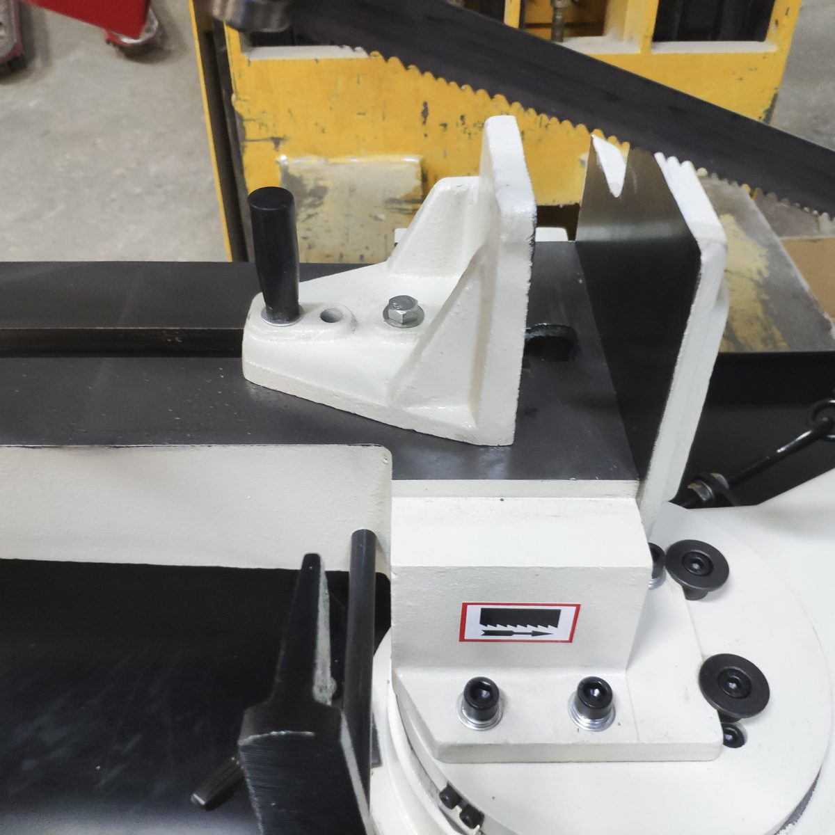 Станок ленточнопильный ручной Stalex SBS-205