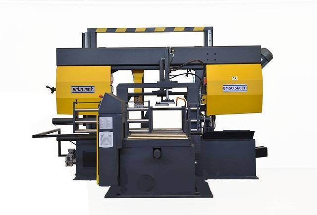 Двухколонный ленточнопильный станок Beka-Mak BMSO 560 CH PLC