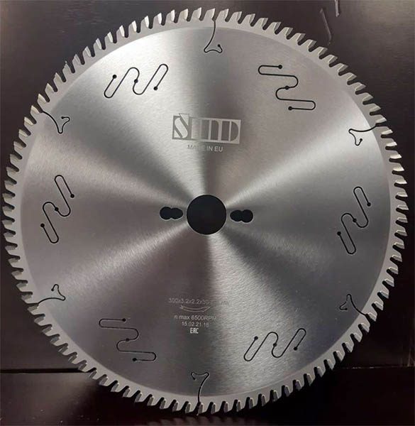 Основная пила WoodTec SMD Ø300 x 30 x 3,2 / 2,2 Z96FZ / TR