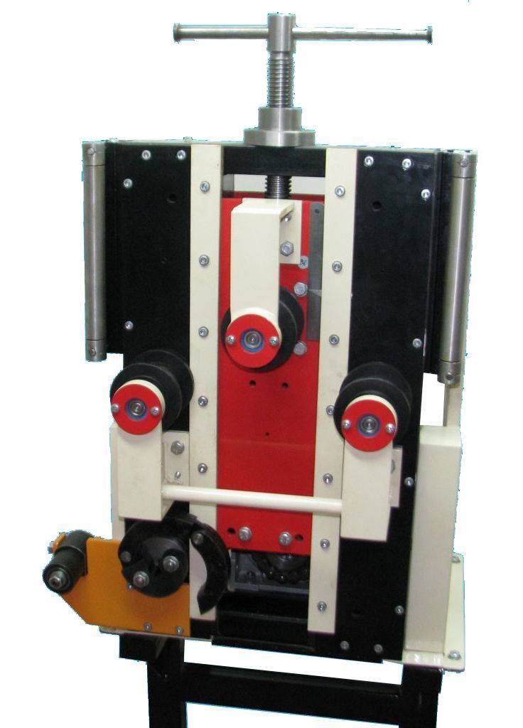 Универсальный электро-механический профилегиб УНИГМА мини плюс Универсальный электро-механический профилегиб УНИГМА мини плюс