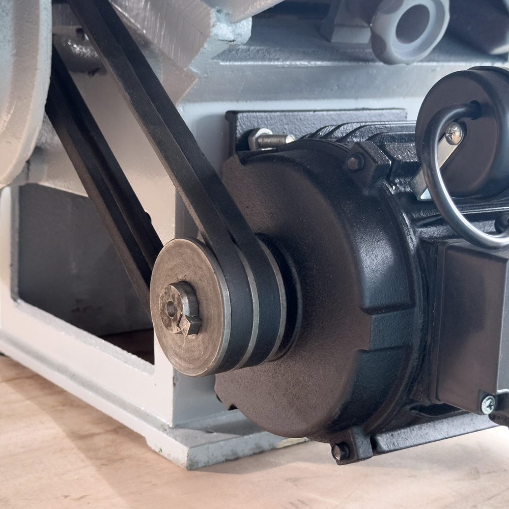 Комбинированный деревообрабатывающий станок Proma CWM-200-3/220 Комбинированный деревообрабатывающий станок Proma CWM-200-3/220