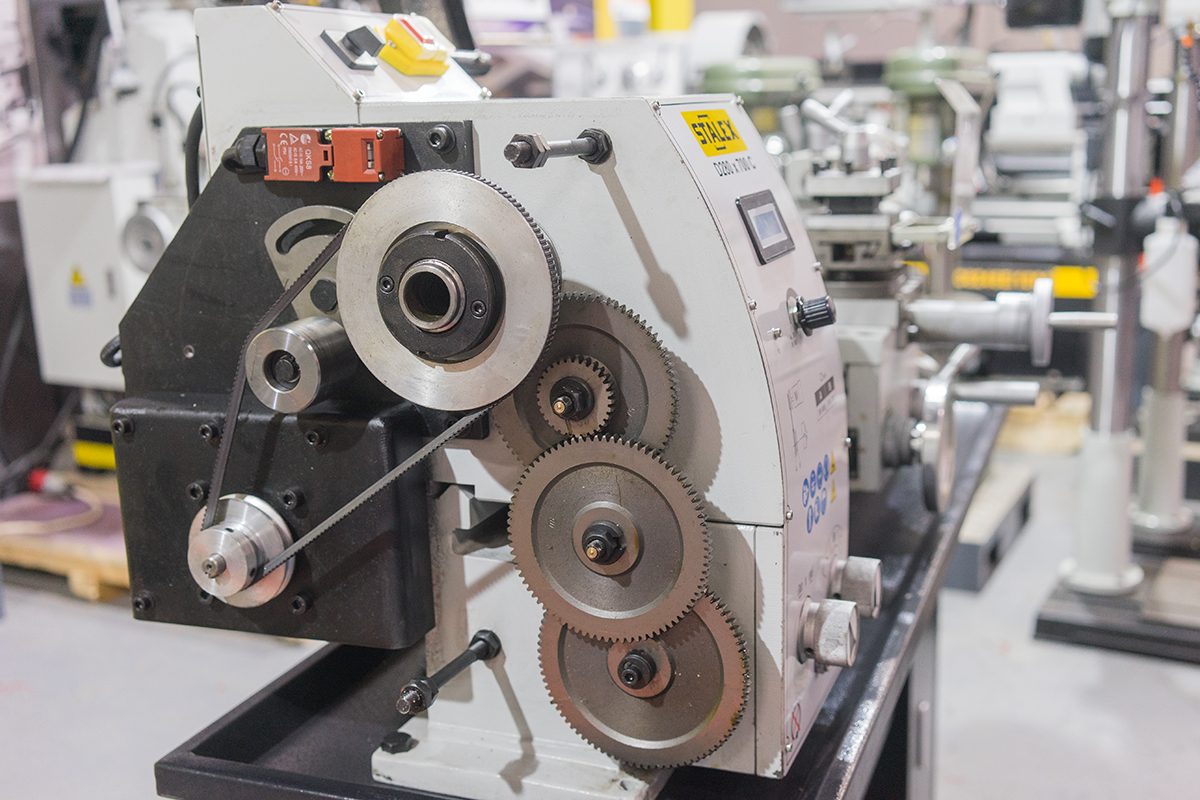 Настольный токарный станок Stalex D280x700C