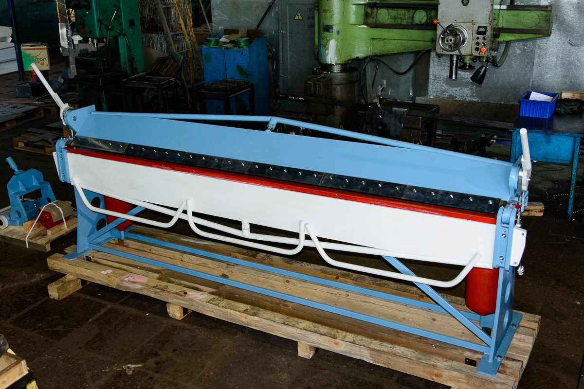 Листогиб ручной В1-1.3/3000 Листогиб ручной В1-1.3/3000