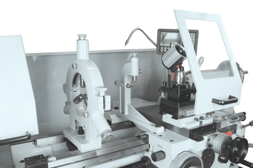 Токарно-винторезный станок Metal Master ZM 50200F DRO RFS