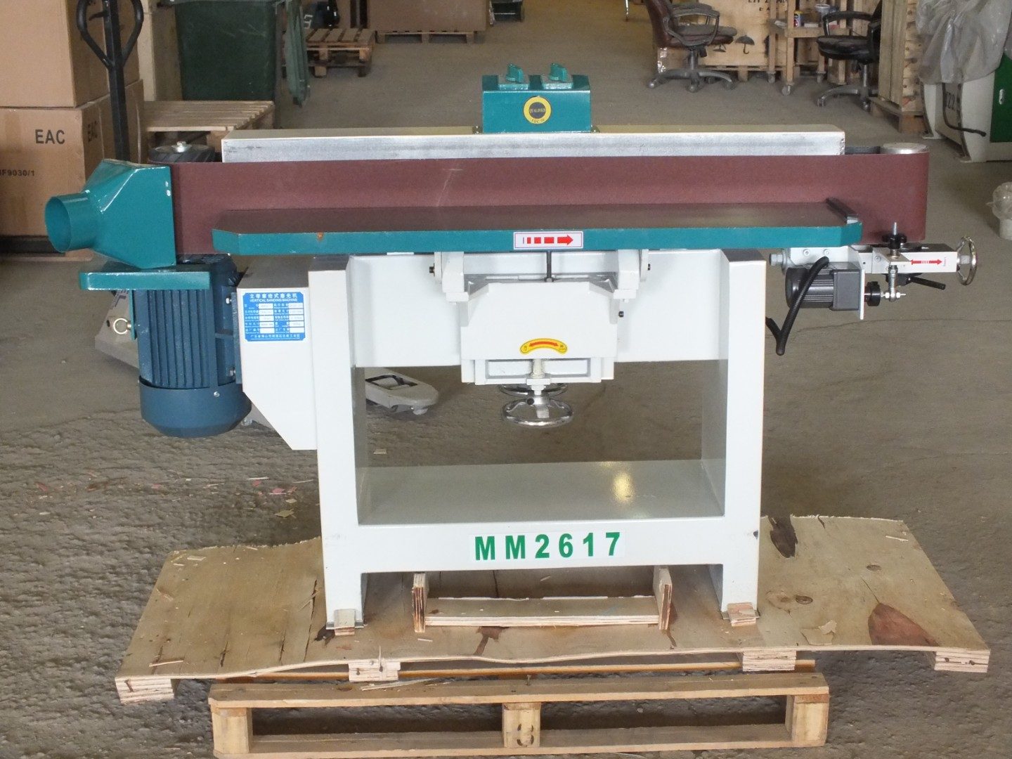 Ленточно-шлифовальный станок LTT MM2617