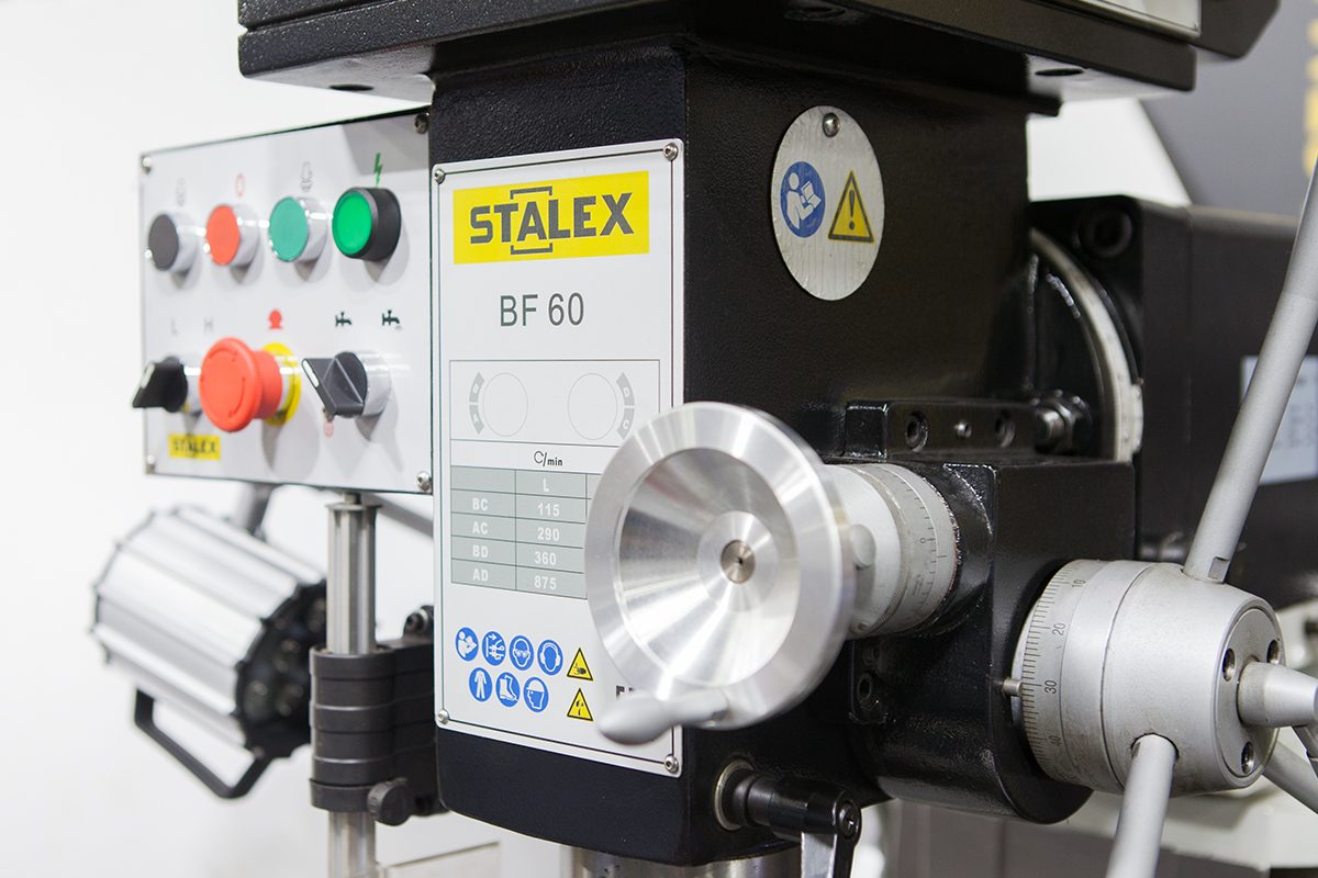 Вертикально-фрезерный станок Stalex BF60 Вертикально-фрезерный станок Stalex BF60