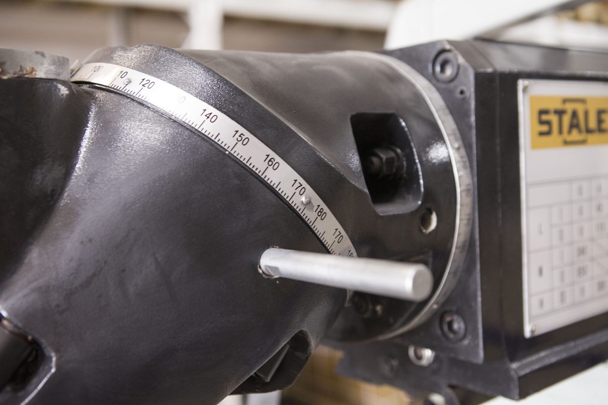 Широкоуниверсальный фрезерный станок Stalex MUF150 Servo Широкоуниверсальный фрезерный станок Stalex MUF150 Servo