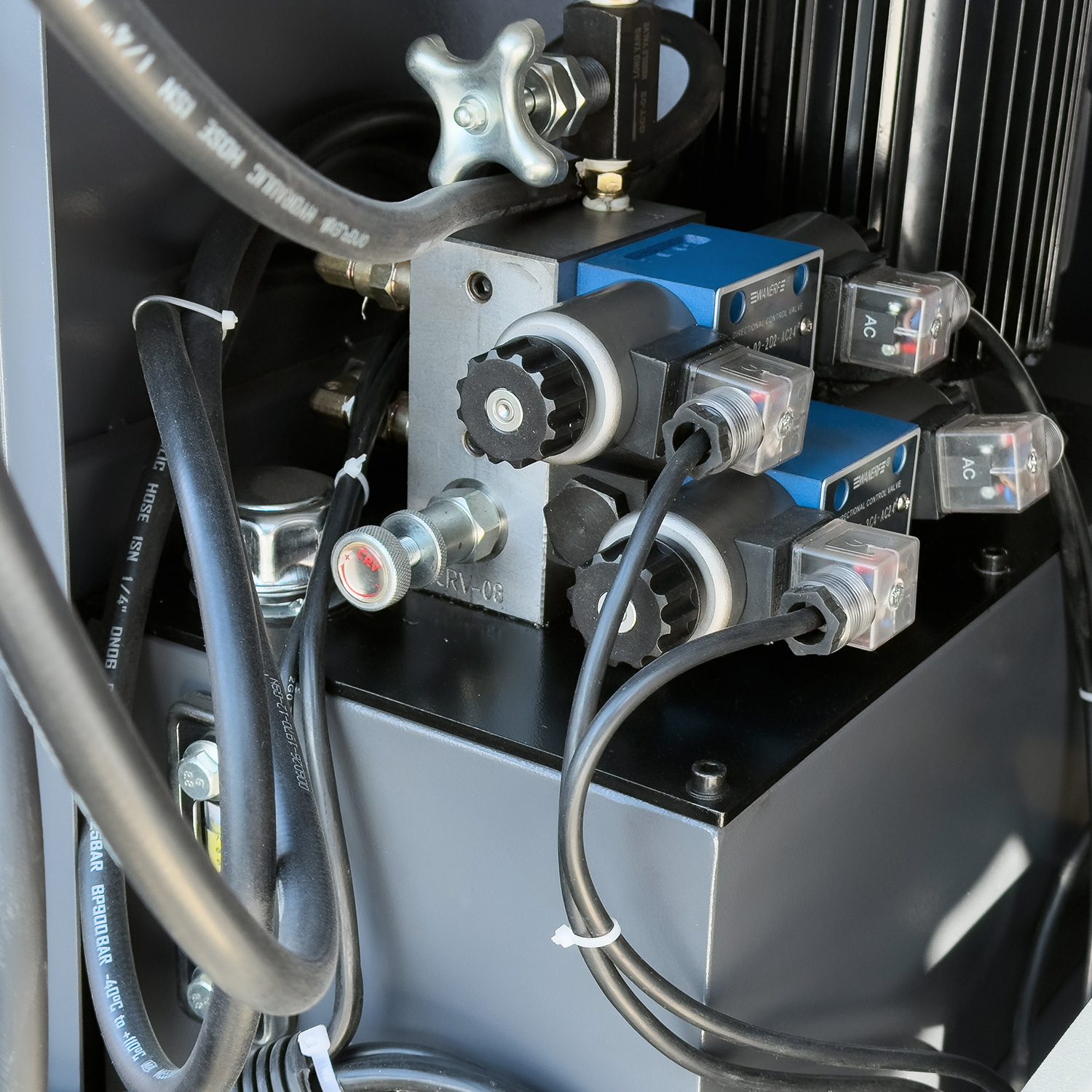 Ленточная пила по металлу полуавтоматическая Proma PPS-270HPA 27027000