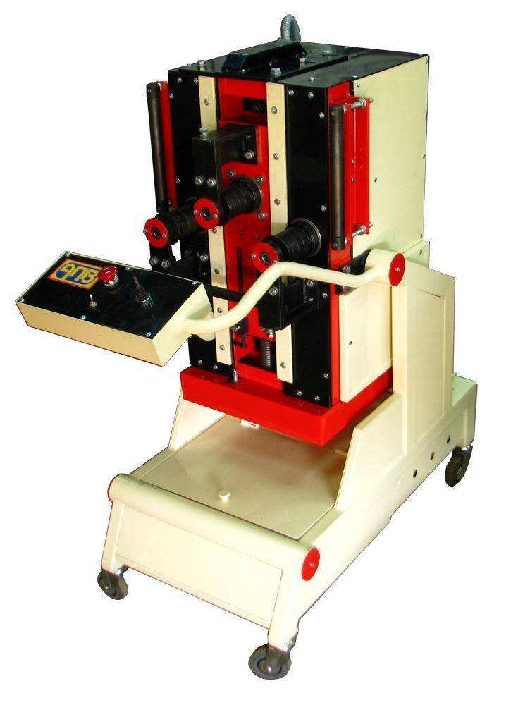 Универсальный электро-механический профилегиб УНИГМА макси Универсальный электро-механический профилегиб УНИГМА макси