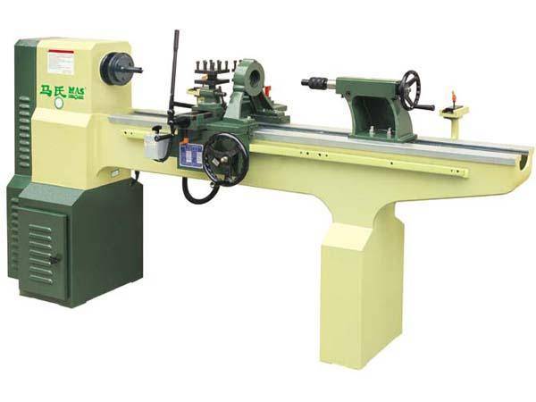 Токарный станок по дереву LTT MC3022 Токарный станок по дереву LTT MC3022