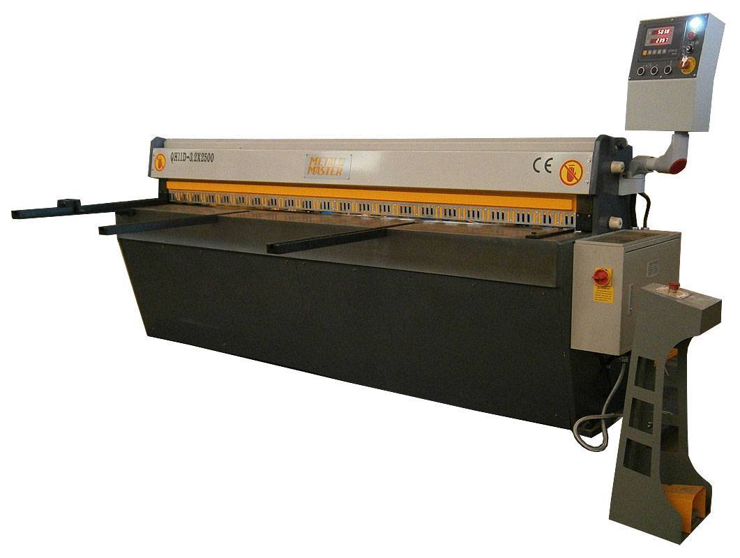 Электромеханическая гильотина METALMASTER MSJ 2525 Т с моторизованным упором Электромеханическая гильотина METALMASTER MSJ 2525 Т с моторизованным упором