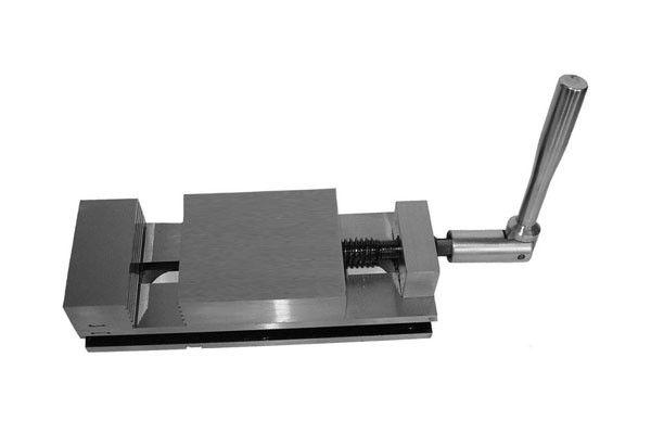 Тиски станочные неповоротные (100*80) 7200-0205-02 Тиски станочные неповоротные (100*80) 7200-0205-02