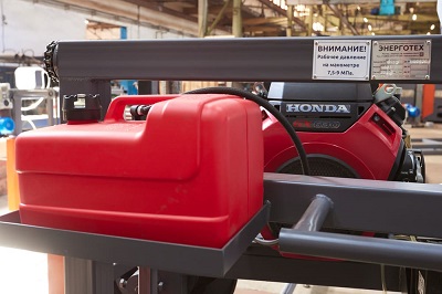 Ленточная бензиновая пилорама Триумф 900 13 л.с. (Honda)