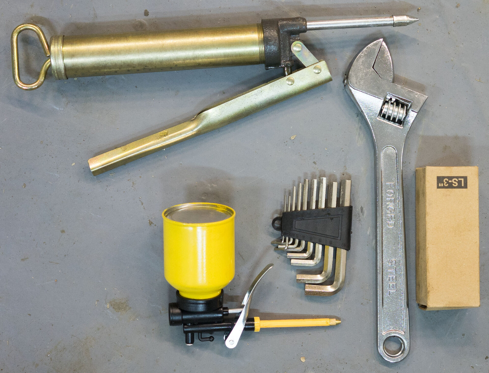 Электромеханический вальцовочный станок Stalex ESR-1300x2.5 Электромеханический вальцовочный станок Stalex ESR-1300x2.5