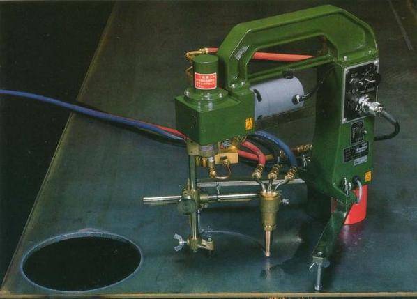 Газорезательная машина CIR-CUT II-200 Koike Газорезательная машина CIR-CUT II-200 Koike