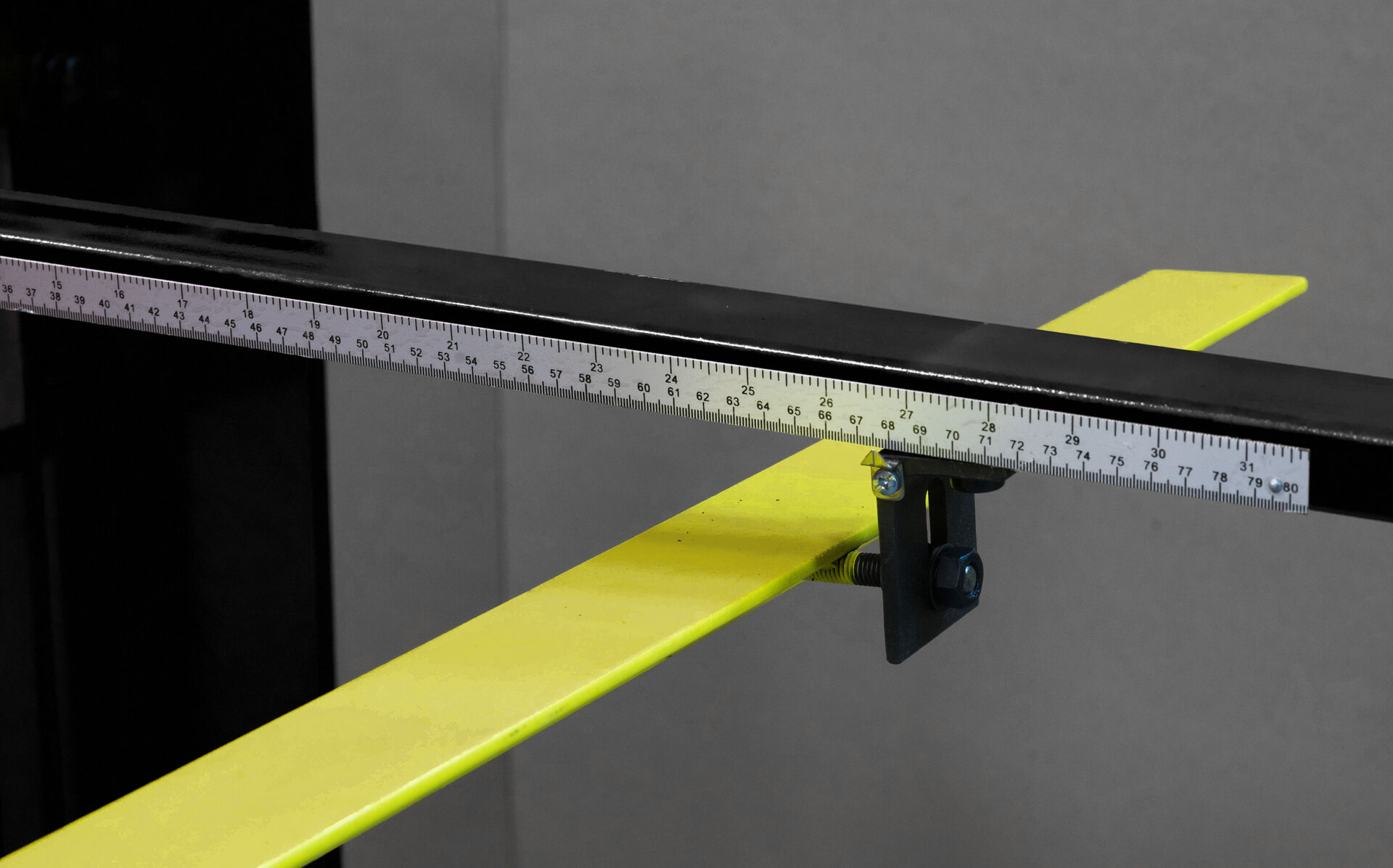 Гильотина ножная Stalex Q01-1.2x2500B